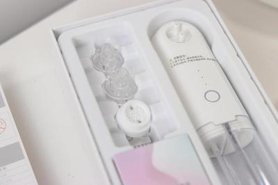 輕松去黑頭？inFace超微小氣泡黑頭儀上手體驗 確實有點東西